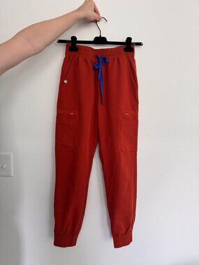 Figs scrub pants orange